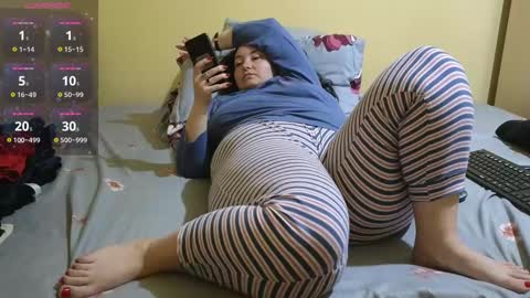 Snapshot of bbw_milf_4u chatting on February 2025 02:44:01 PM Emma online show from February 2025 02:44:01 PM