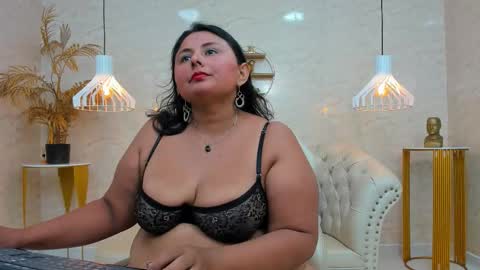 BBW Cindyy  online show from October 2025 03:31:01 PM