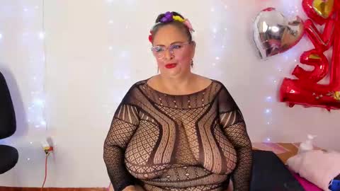 Salome online show from March 2026 08:37:01 PM