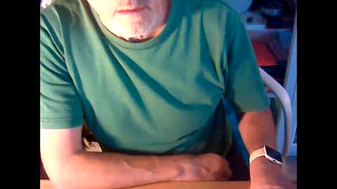 Snapshot of bcn1959 chatting on October 2025 04:20:02 PM bcn1959 online show from October 2025 04:20:02 PM