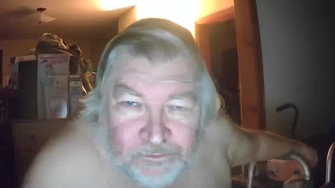 Snapshot of bear8620 chatting on January 2026 11:25:01 PM bear online show from January 2026 11:25:01 PM