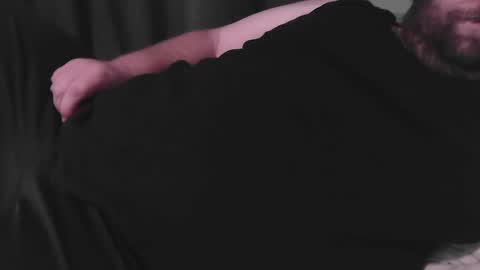 bear_man_oi online show from January 2025 11:00:02 AM