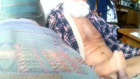 beardbushy online show from February 2025 03:30:02 PM