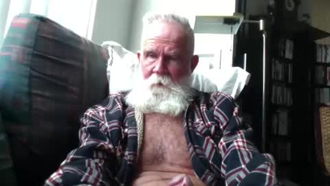 beardbushy online show from March 2026 05:38:02 PM