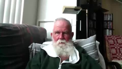 Snapshot of beardbushy chatting on May 2026 02:36:02 PM beardbushy online show from May 2026 02:36:02 PM