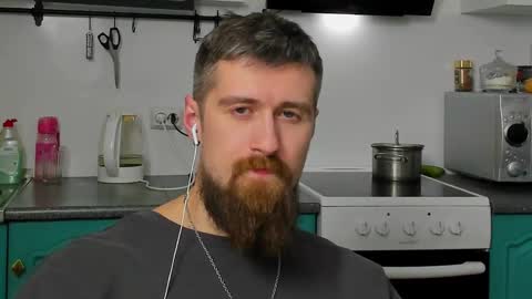 Zeus online show from December 2025 09:32:02 PM