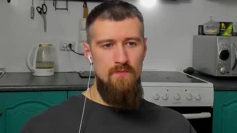 Zeus online show from March 2026 11:00:02 PM