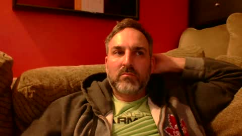Snapshot of beardedambition chatting on June 2026 01:19:02 AM beardedambition online show from June 2026 01:19:02 AM
