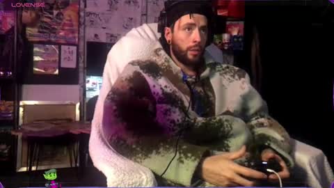 Snapshot of beastbxy chatting on December 2024 06:32:02 AM beast bxy online show from December 2024 06:32:02 AM