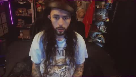 Snapshot of beastbxy chatting on November 2025 10:41:01 PM beast bxy online show from November 2025 10:41:01 PM