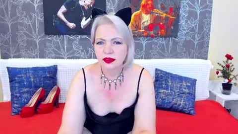 BeatifullHellen online show from December 2024 05:55:02 PM