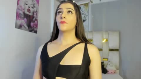 Valeria online show from December 2025 11:00:02 PM