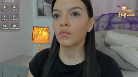 Ariana Reyes online show from October 2025 12:27:01 PM