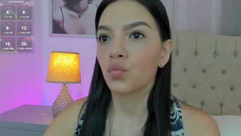 Snapshot of beautyari_ chatting on March 2026 12:30:02 PM Ariana Reyes online show from March 2026 12:30:02 PM