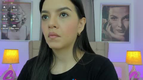 Snapshot of beautyari_ chatting on April 2026 12:21:01 PM Ariana Reyes online show from April 2026 12:21:01 PM