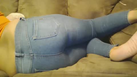 Snapshot of beautyloves chatting on March 2025 01:28:02 PM Beauty online show from March 2025 01:28:02 PM