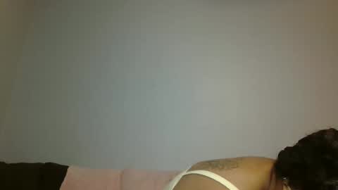 Snapshot of beautyloves chatting on September 2025 01:03:01 PM Beauty online show from September 2025 01:03:01 PM