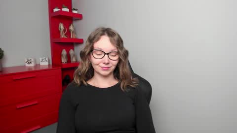 Zoe online show from October 2025 06:09:01 AM