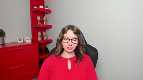 Zoe online show from November 2025 06:36:01 AM