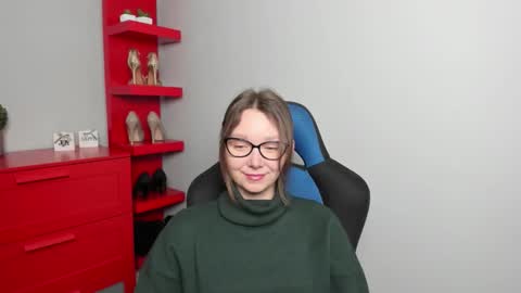 Zoe online show from November 2025 06:36:02 AM