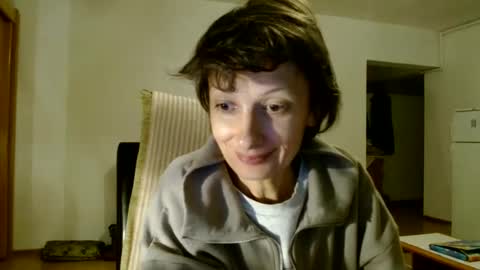 Raluca online show from December 2024 08:28:02 PM
