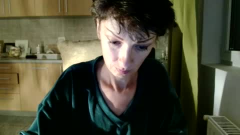 Raluca online show from September 2025 06:29:02 PM