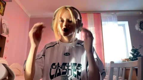 Snapshot of bebravee chatting on January 2026 11:26:02 AM Melissa online show from January 2026 11:26:02 AM