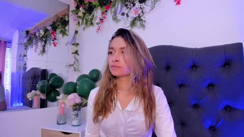beccamilanni online show from December 2024 12:45:02 PM