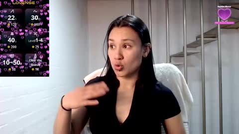 Snapshot of beckdymon chatting on November 2025 01:44:02 AM Daniela online show from November 2025 01:44:02 AM