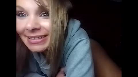 BECKY BOO  online show from December 2024 06:52:01 AM