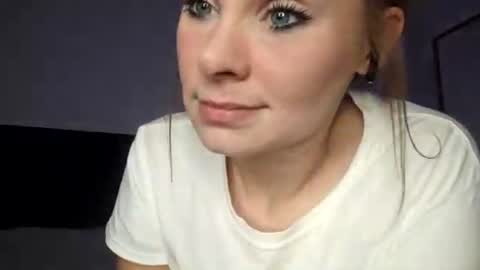 BECKY BOO  online show from March 2026 08:28:01 AM