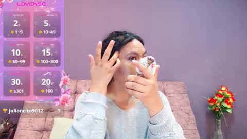 Becky online show from November 2025 04:12:02 AM