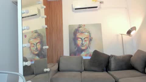 Victoria  online show from March 2026 11:03:01 AM