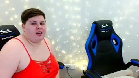 BeckyAndEllen online show from February 2026 06:04:01 PM