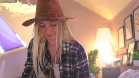 beckyissweetie online show from May 2026 08:34:01 AM