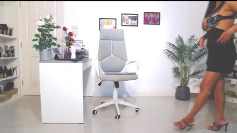 Bee if you ever see the girl who can take 12 inch all the way inside the ass try me online show from March 2025 03:54:01 AM