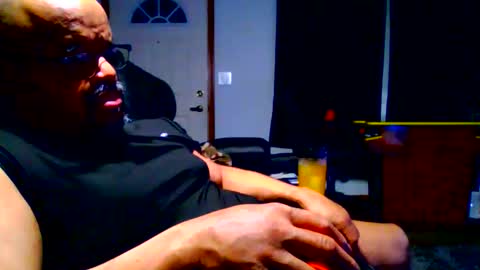BEEF69DOG online show from June 2026 01:54:02 AM