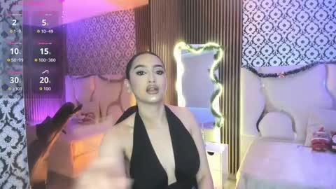 Snapshot of beella_tay1 chatting on December 2025 11:48:01 AM BELLA online show from December 2025 11:48:01 AM