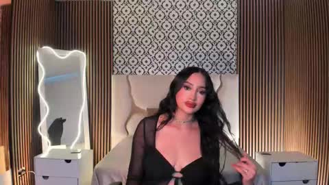 BELLA online show from March 2026 12:05:03 PM