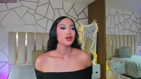 BELLA online show from April 2026 08:53:02 PM