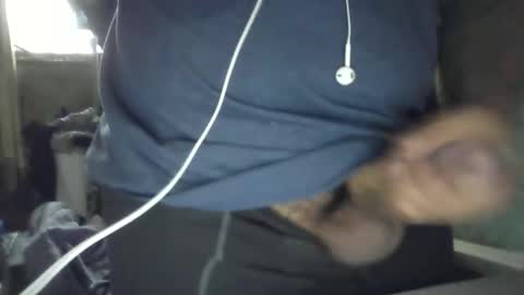 Snapshot of beenallover92 chatting on November 2025 05:39:01 PM beenallover92 online show from November 2025 05:39:01 PM