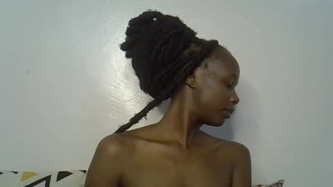 Snapshot of beeswee chatting on December 2024 11:54:02 AM beeswee online show from December 2024 11:54:02 AM