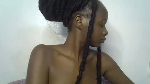 Snapshot of beeswee chatting on December 2024 09:28:02 PM beeswee online show from December 2024 09:28:02 PM