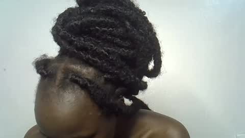 Snapshot of beeswee chatting on December 2024 05:03:01 AM beeswee online show from December 2024 05:03:01 AM