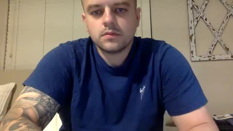 Snapshot of beginnersluck111 chatting on October 2025 02:21:01 AM Beginners Luck online show from October 2025 02:21:01 AM