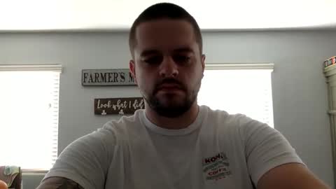 Snapshot of beginnersluck111 chatting on October 2025 03:44:01 PM Beginners Luck online show from October 2025 03:44:01 PM