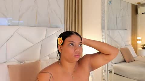 Snapshot of belacampbell chatting on June 2026 05:53:02 AM Bela online show from June 2026 05:53:02 AM