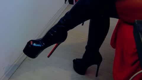 Snapshot of belatrixdomme chatting on May 2026 07:05:02 AM BelatrixDomme online show from May 2026 07:05:02 AM