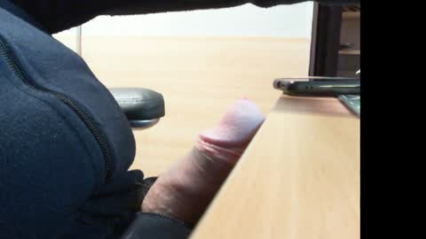 belgianfatcock online show from January 2025 04:27:01 PM