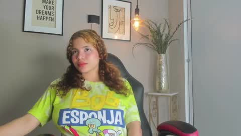 Snapshot of belinda_hills chatting on December 2024 07:21:01 PM belinda online show from December 2024 07:21:01 PM